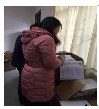 汽车工程系系主任高伟对力学教学部资料抽查